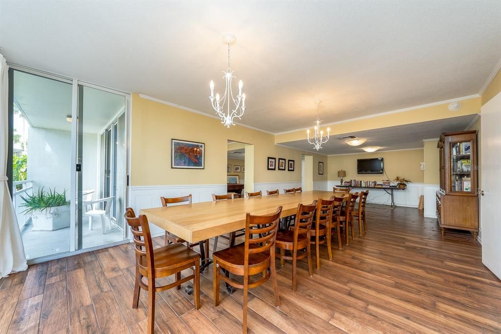 На продажу: $749,000 (3 спален, 3 ванн, 2130 Квадратных фут)