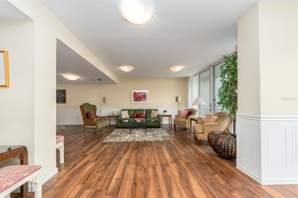 На продажу: $749,000 (3 спален, 3 ванн, 2130 Квадратных фут)