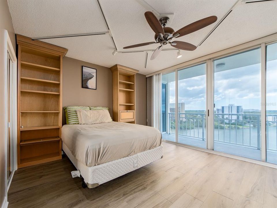 На продажу: $749,000 (3 спален, 3 ванн, 2130 Квадратных фут)