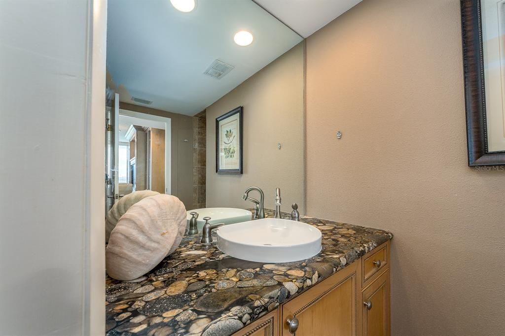 На продажу: $749,000 (3 спален, 3 ванн, 2130 Квадратных фут)