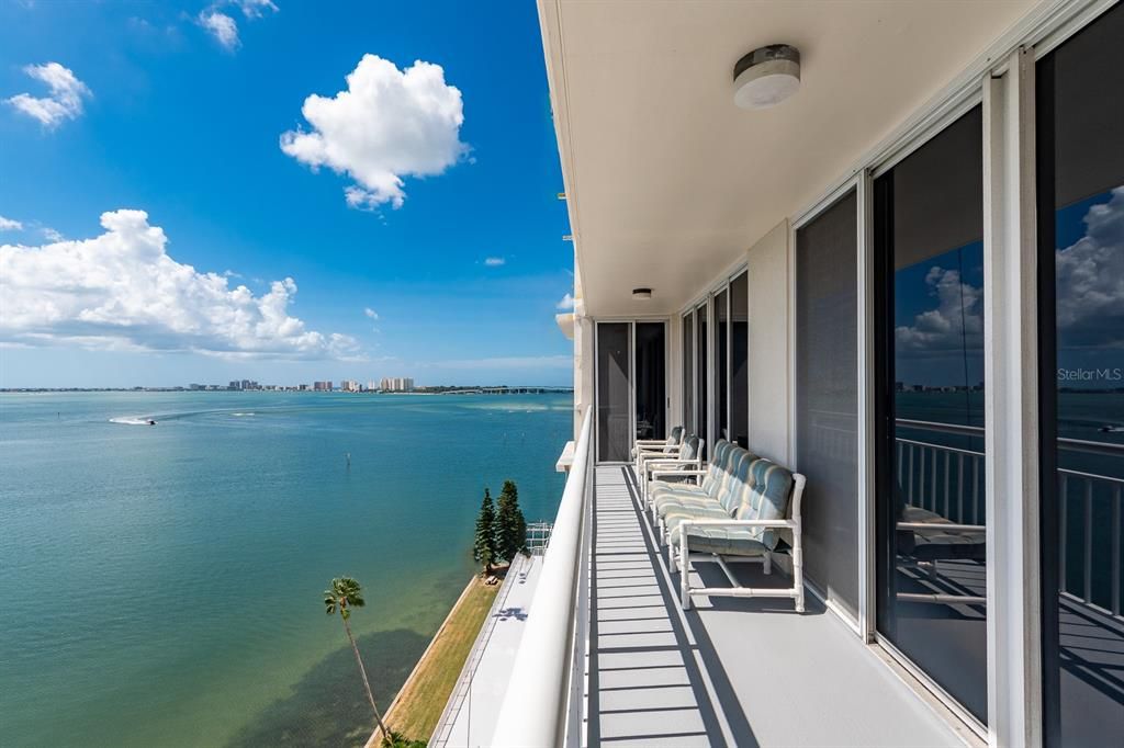 На продажу: $749,000 (3 спален, 3 ванн, 2130 Квадратных фут)