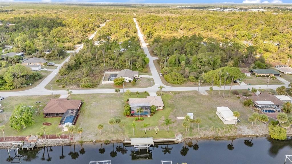 На продажу: $129,900 (0.54 acres)