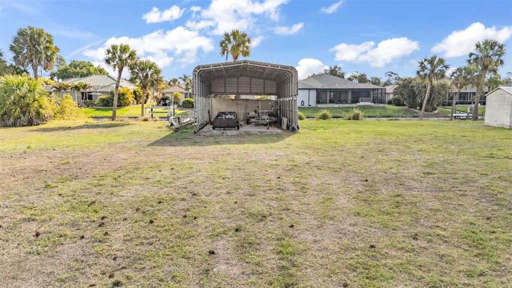 На продажу: $129,900 (0.54 acres)
