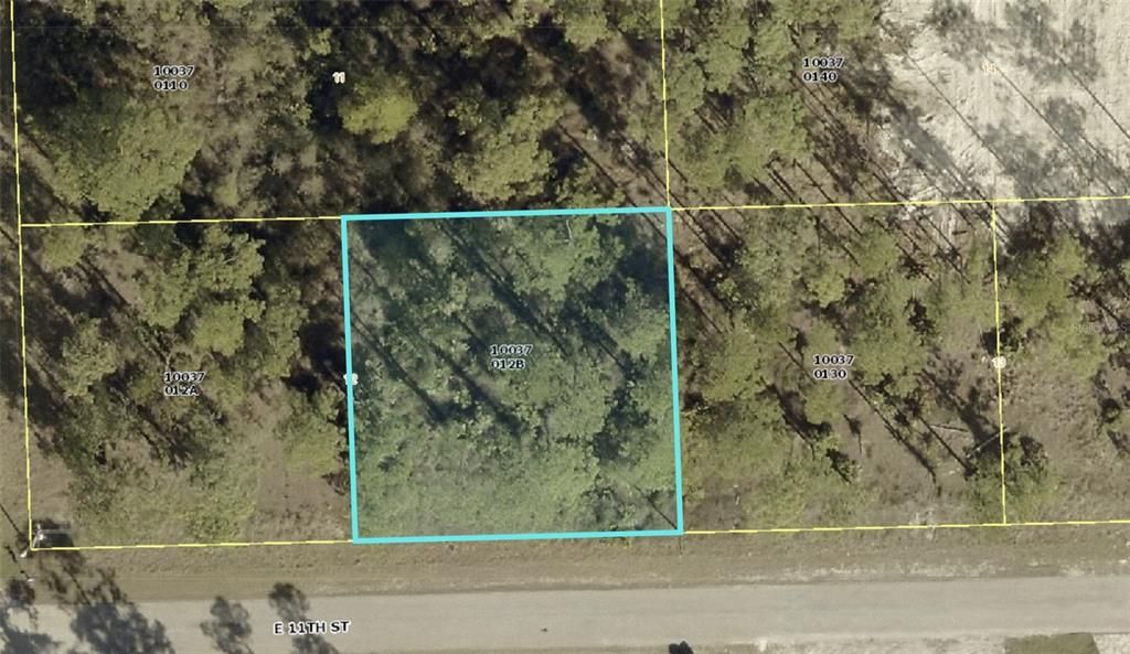 На продажу: $20,000 (0.25 acres)