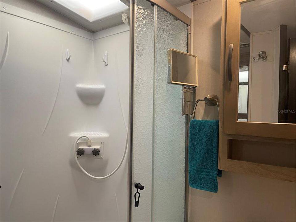 待售: $104,500 (0.04 acres)