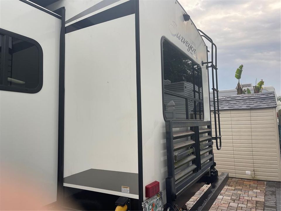 待售: $104,500 (0.04 acres)