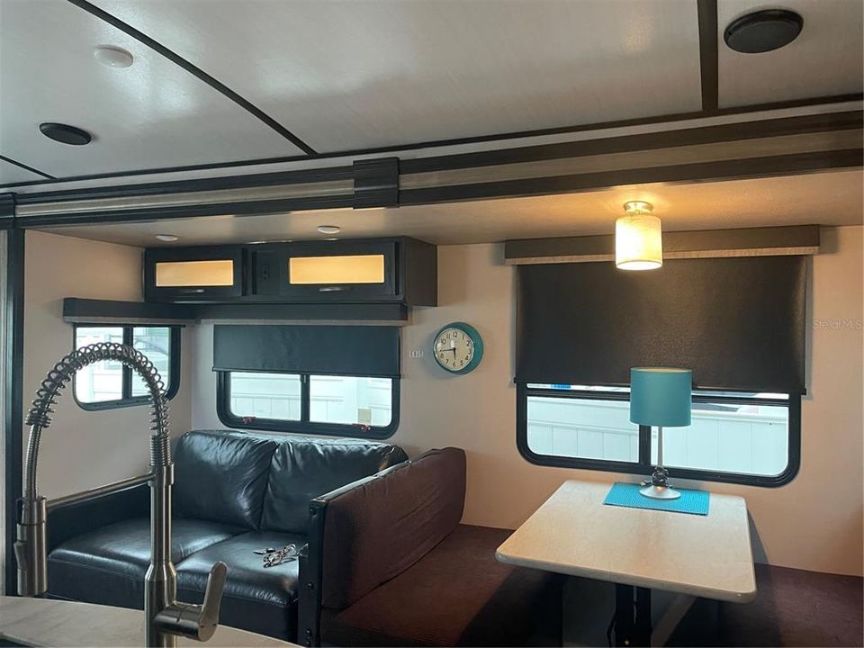 待售: $104,500 (0.04 acres)