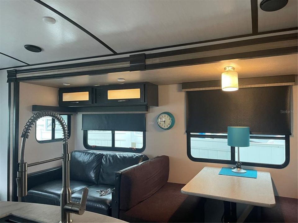 待售: $104,500 (0.04 acres)