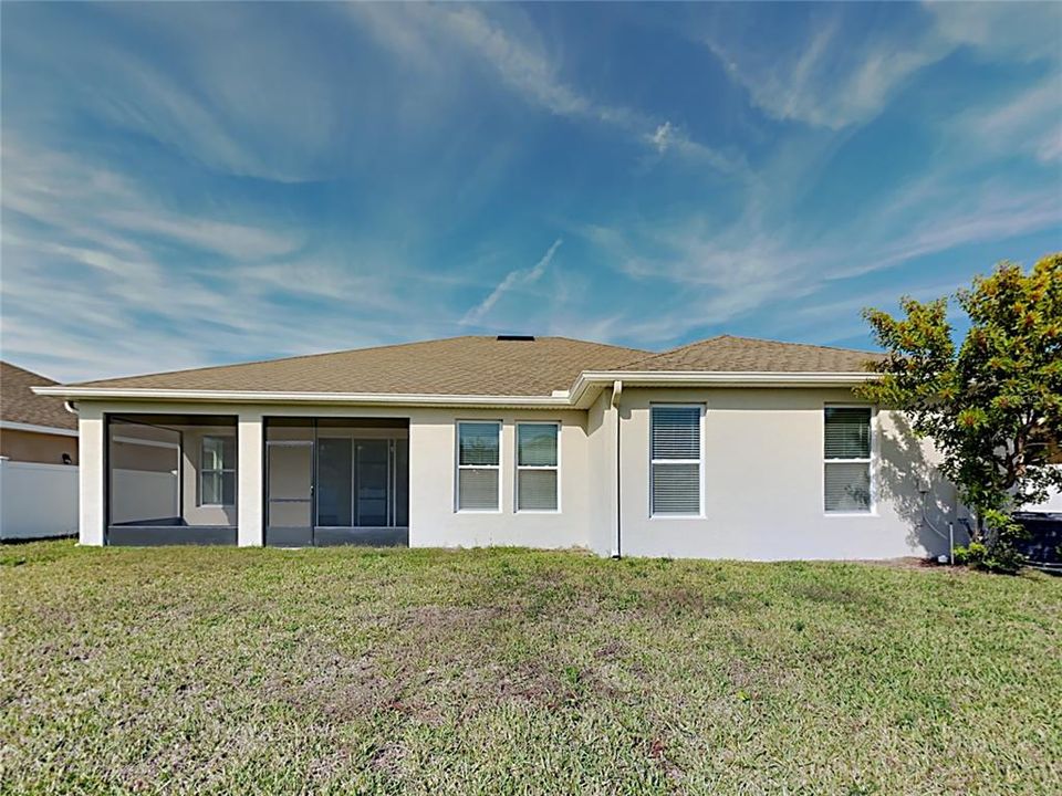 Active With Contract: $360,000 (3 beds, 2 baths, 2037 Square Feet)