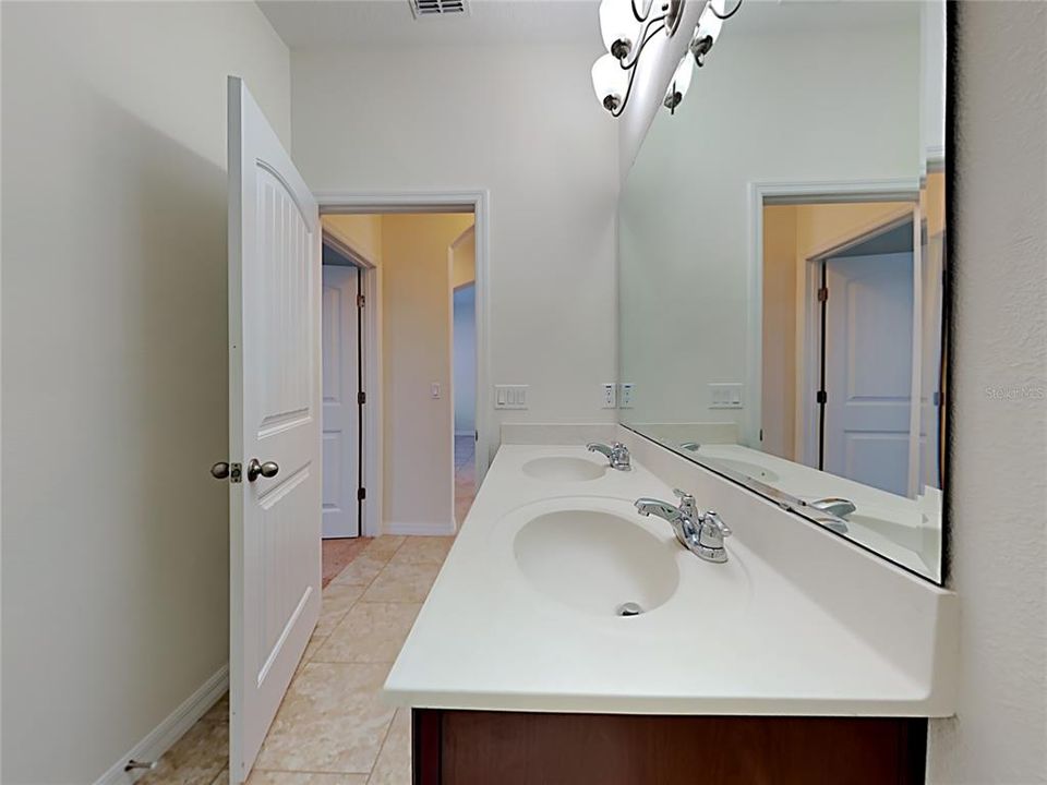 Active With Contract: $360,000 (3 beds, 2 baths, 2037 Square Feet)