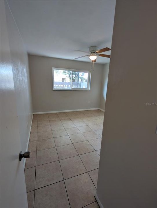 For Rent: $1,400 (2 beds, 1 baths, 777 Square Feet)