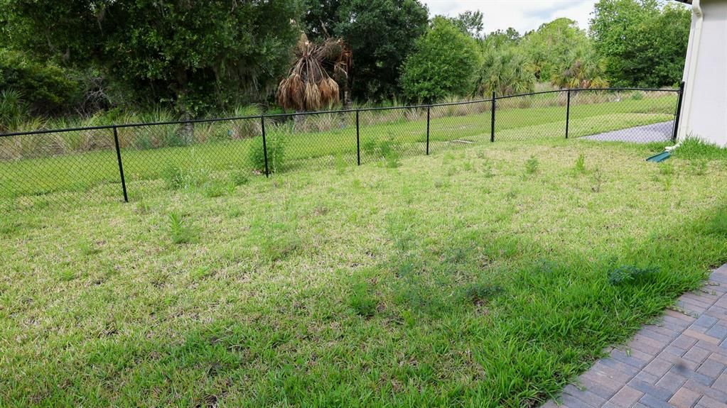 En Venta: $439,000 (3 camas, 2 baños, 1924 Pies cuadrados)