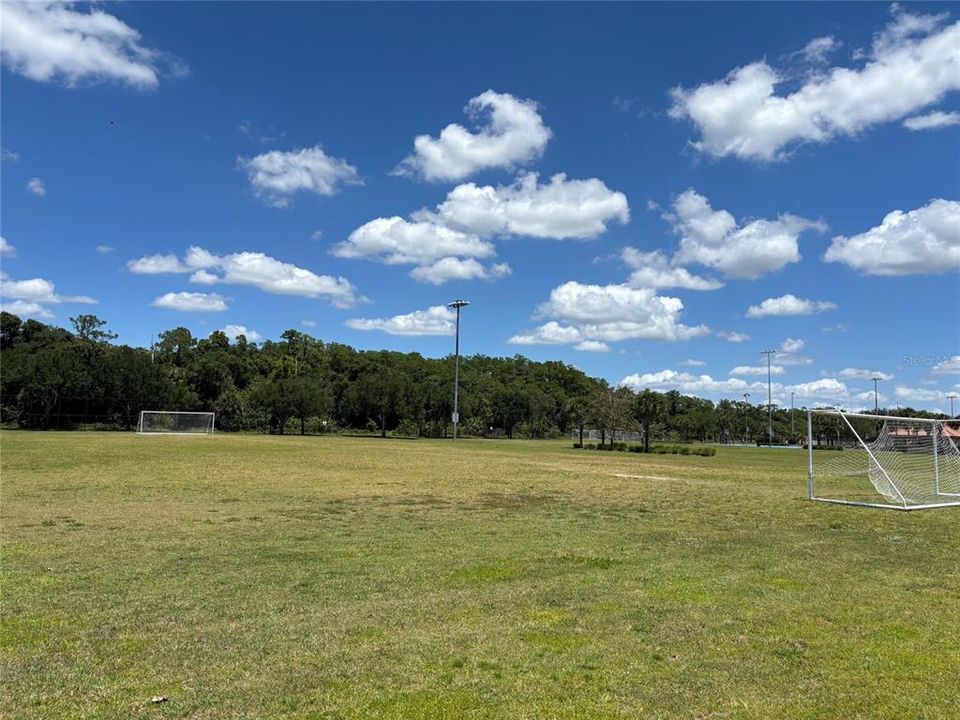 En Venta: $439,000 (3 camas, 2 baños, 1924 Pies cuadrados)