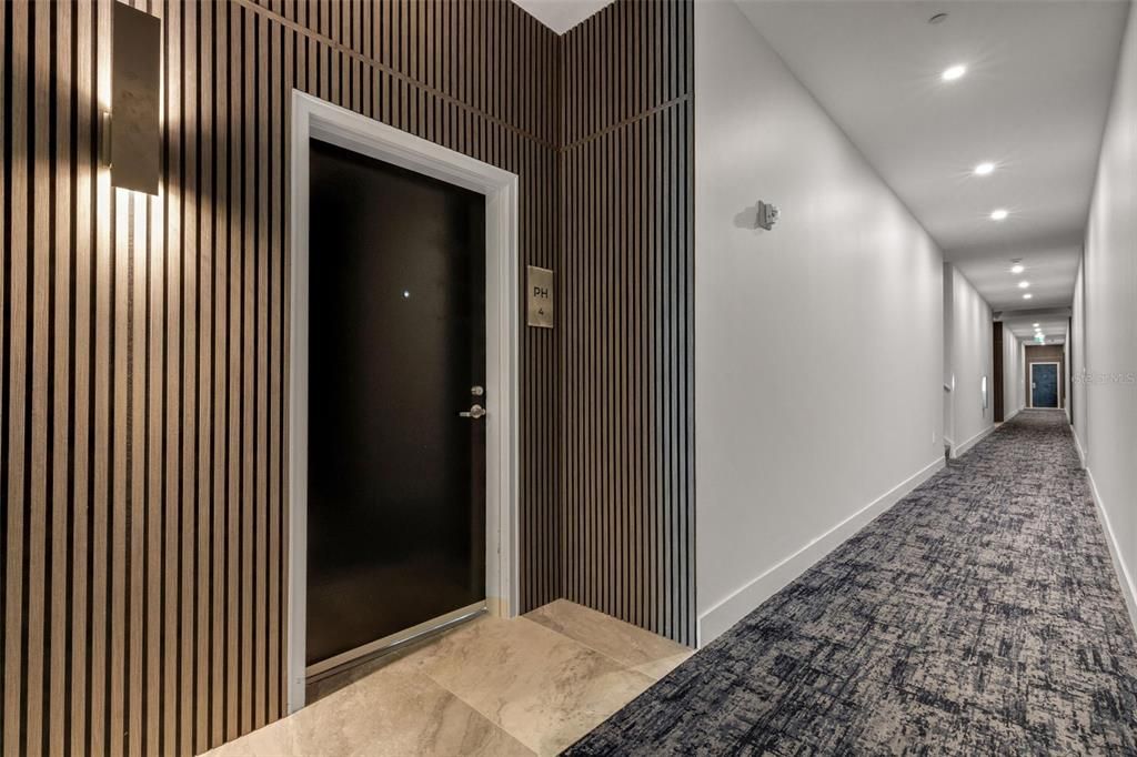 На продажу: $595,000 (2 спален, 2 ванн, 1453 Квадратных фут)