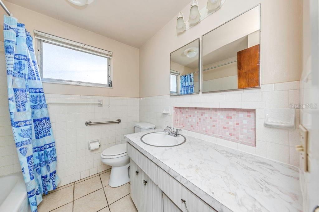 En Venta: $475,000 (4 camas, 0 baños, 2336 Pies cuadrados)