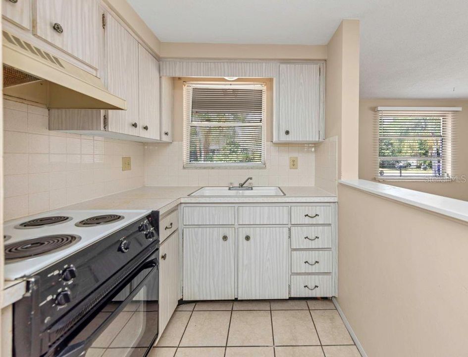 En Venta: $475,000 (4 camas, 0 baños, 2336 Pies cuadrados)
