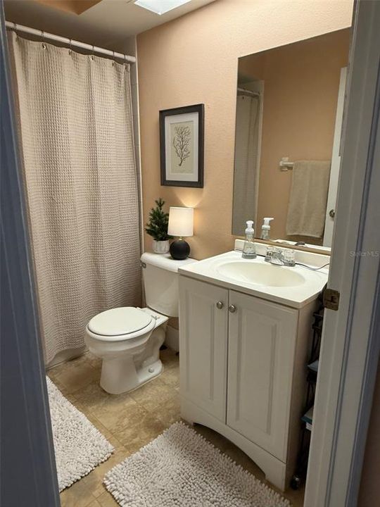 В аренду: $1,850 (2 спален, 2 ванн, 1149 Квадратных фут)