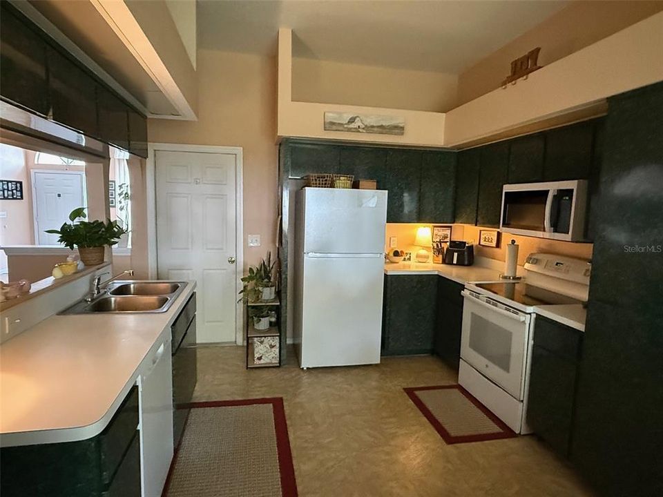 В аренду: $1,850 (2 спален, 2 ванн, 1149 Квадратных фут)