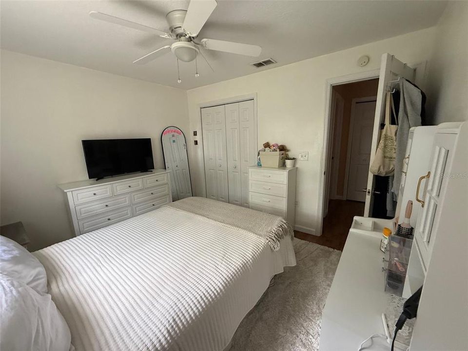 В аренду: $1,850 (2 спален, 2 ванн, 1149 Квадратных фут)