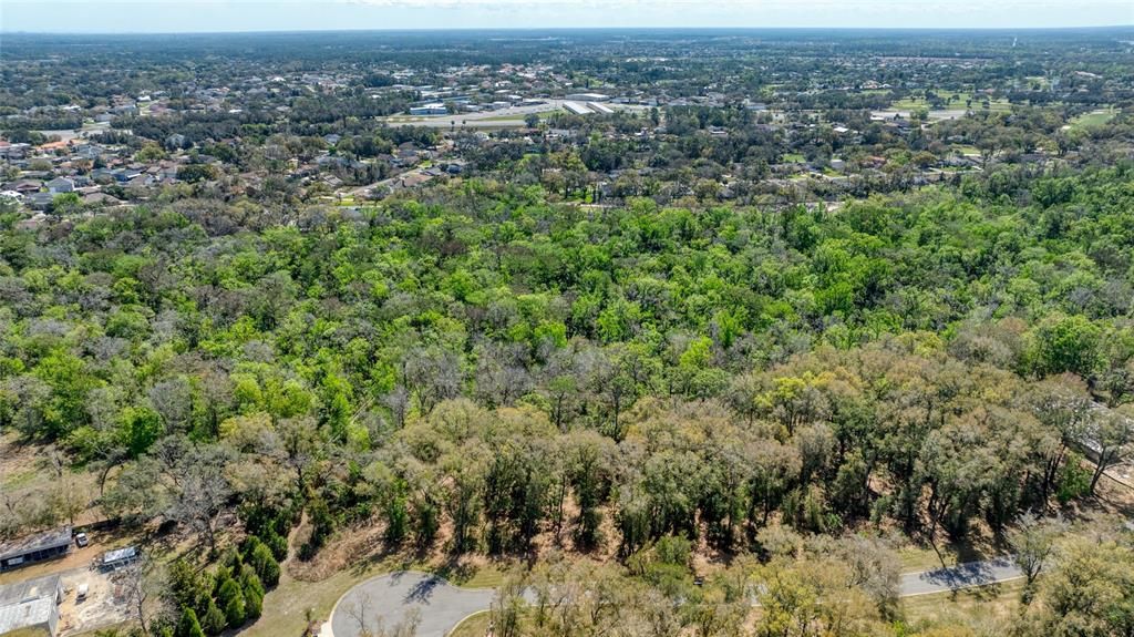 На продажу: $700,000 (1.45 acres)