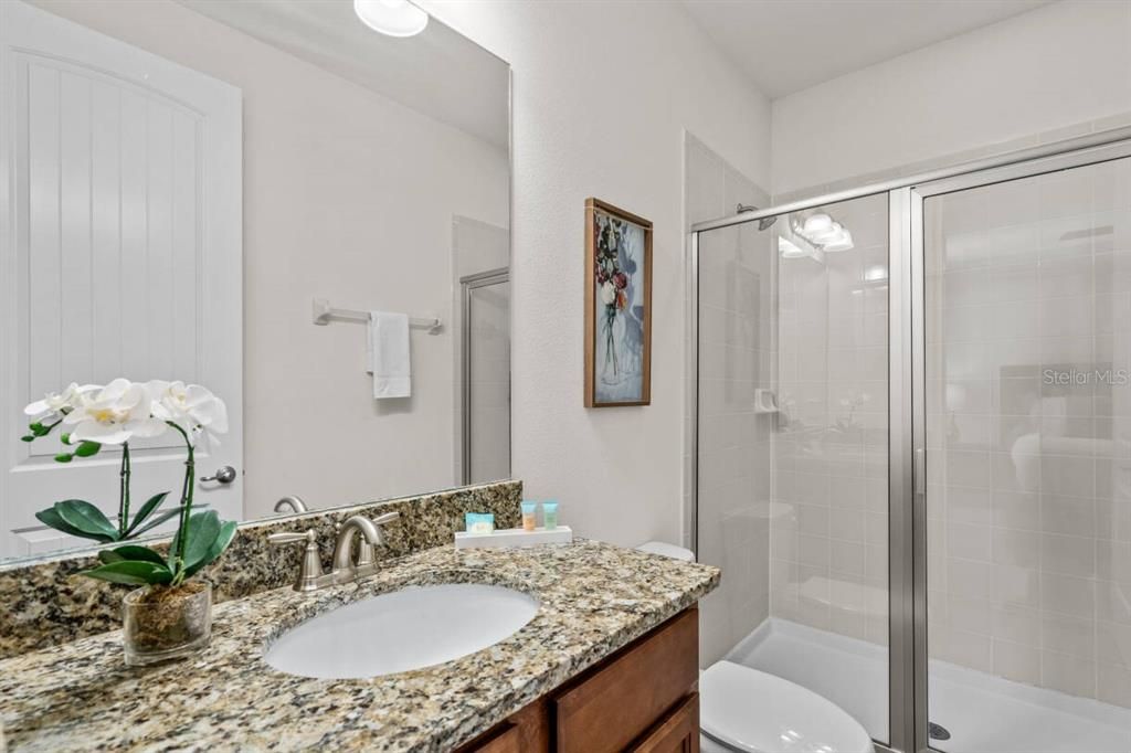 For Sale: $989,000 (8 beds, 8 baths, 4057 Square Feet)