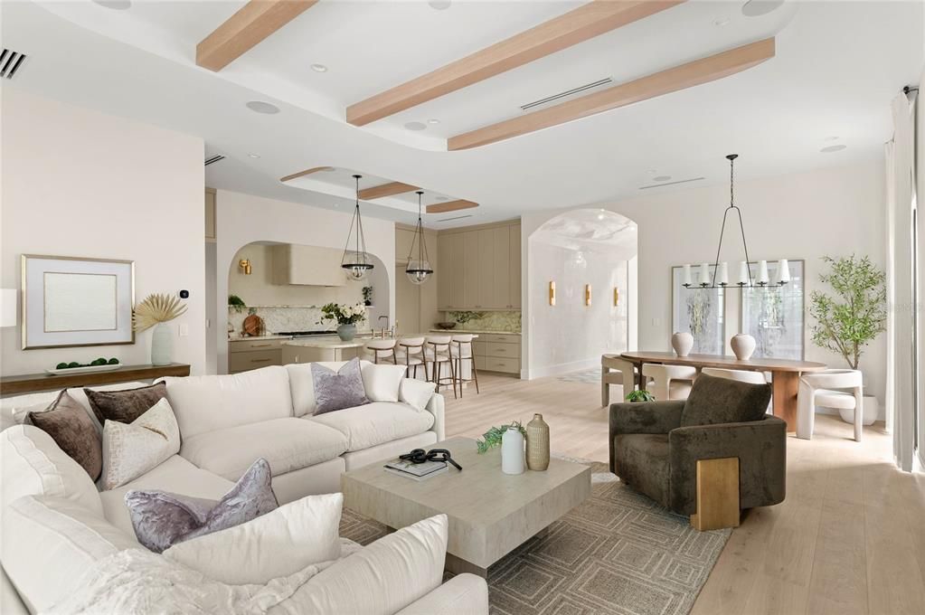 Activo con contrato: $3,799,000 (5 camas, 5 baños, 4451 Pies cuadrados)