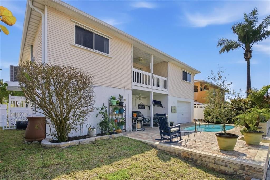 For Sale: $669,999 (4 beds, 2 baths, 1472 Square Feet)