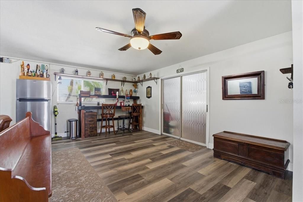 For Sale: $669,999 (4 beds, 2 baths, 1472 Square Feet)