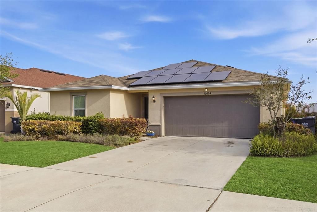 Active With Contract: $299,000 (3 beds, 2 baths, 1524 Square Feet)