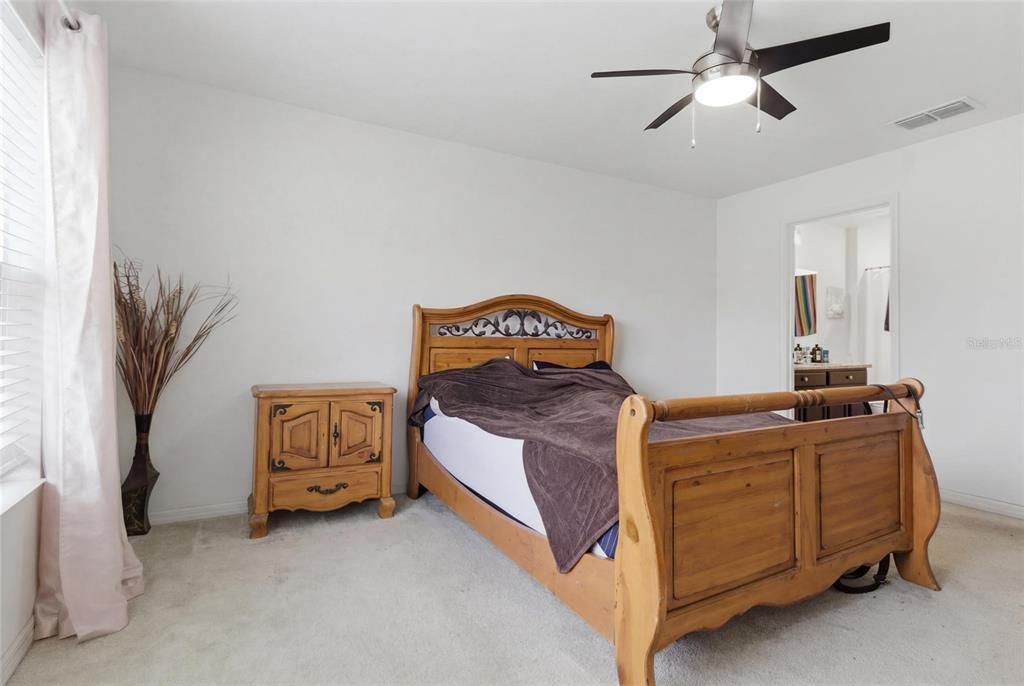 Active With Contract: $299,000 (3 beds, 2 baths, 1524 Square Feet)