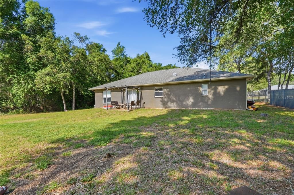 Active With Contract: $259,900 (3 beds, 2 baths, 1490 Square Feet)
