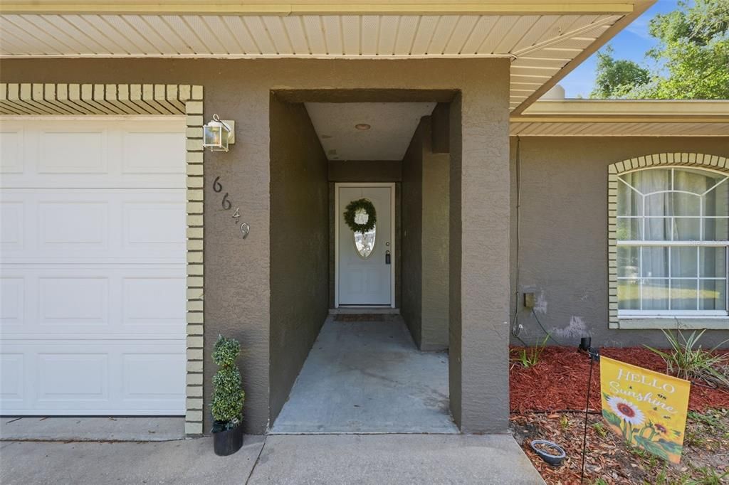 Active With Contract: $259,900 (3 beds, 2 baths, 1490 Square Feet)