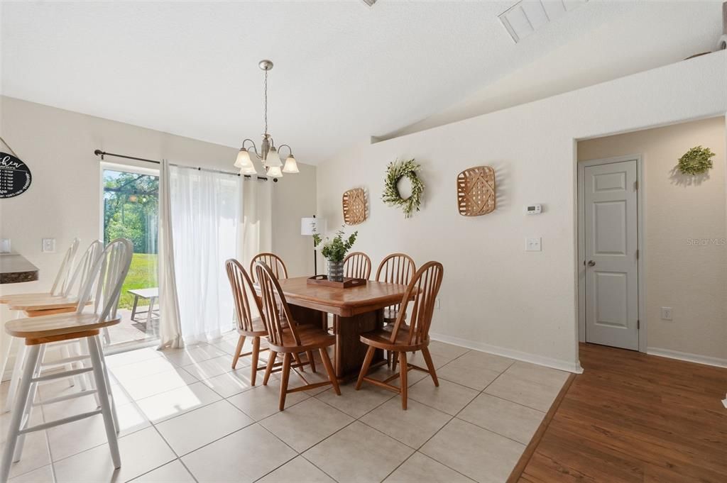 Active With Contract: $259,900 (3 beds, 2 baths, 1490 Square Feet)