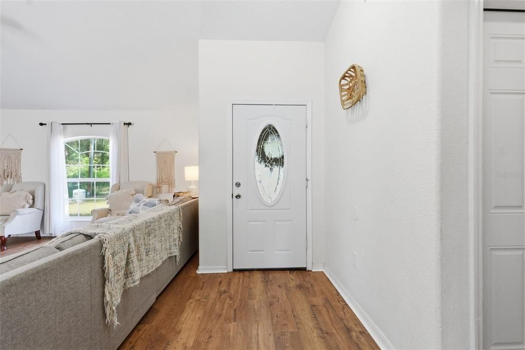 Active With Contract: $259,900 (3 beds, 2 baths, 1490 Square Feet)