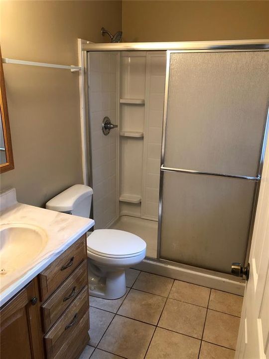 Active With Contract: $2,000 (3 beds, 2 baths, 1279 Square Feet)
