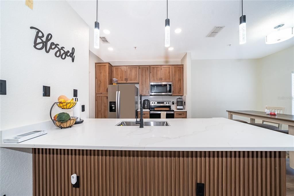 Activo con contrato: $269,900 (2 camas, 2 baños, 1250 Pies cuadrados)