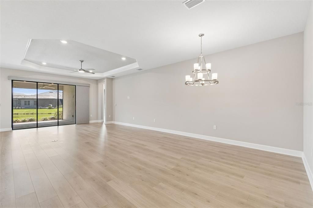 Active With Contract: $775,000 (3 beds, 3 baths, 2397 Square Feet)