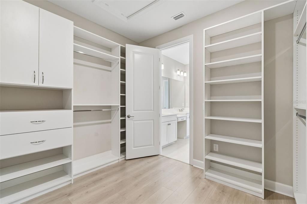 Active With Contract: $775,000 (3 beds, 3 baths, 2397 Square Feet)