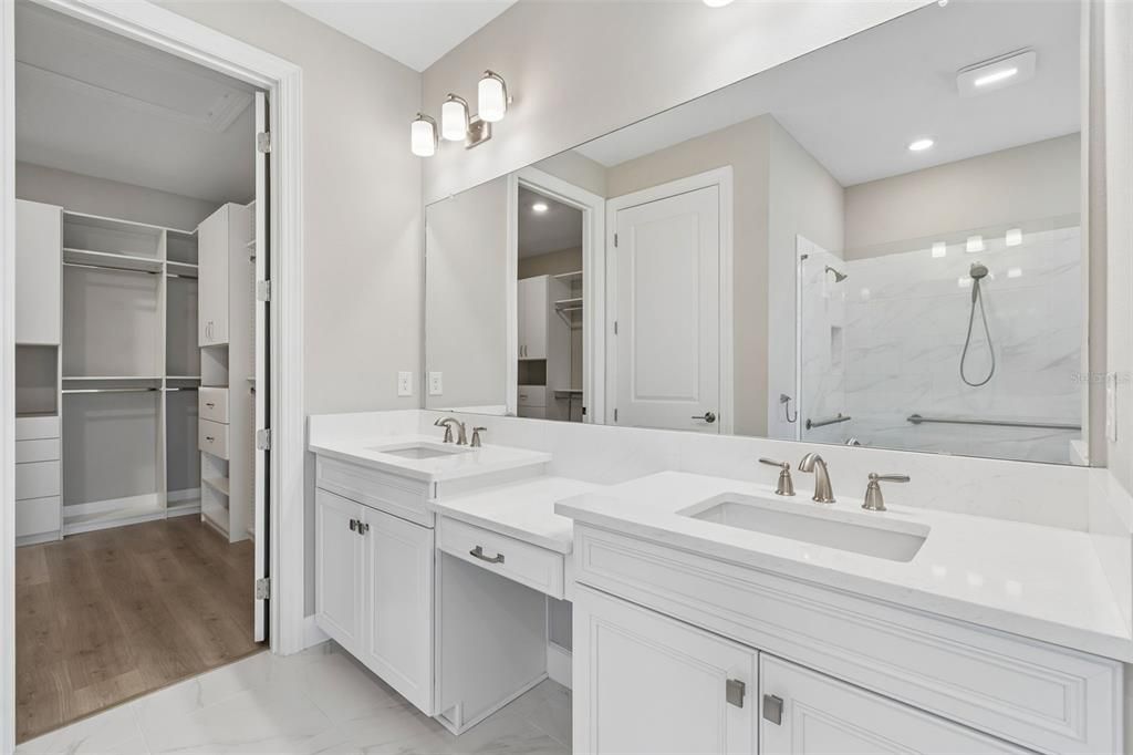 Active With Contract: $775,000 (3 beds, 3 baths, 2397 Square Feet)