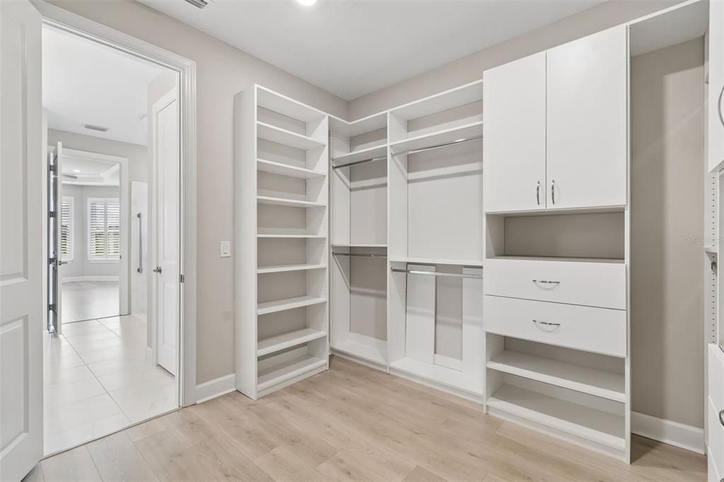 Active With Contract: $775,000 (3 beds, 3 baths, 2397 Square Feet)