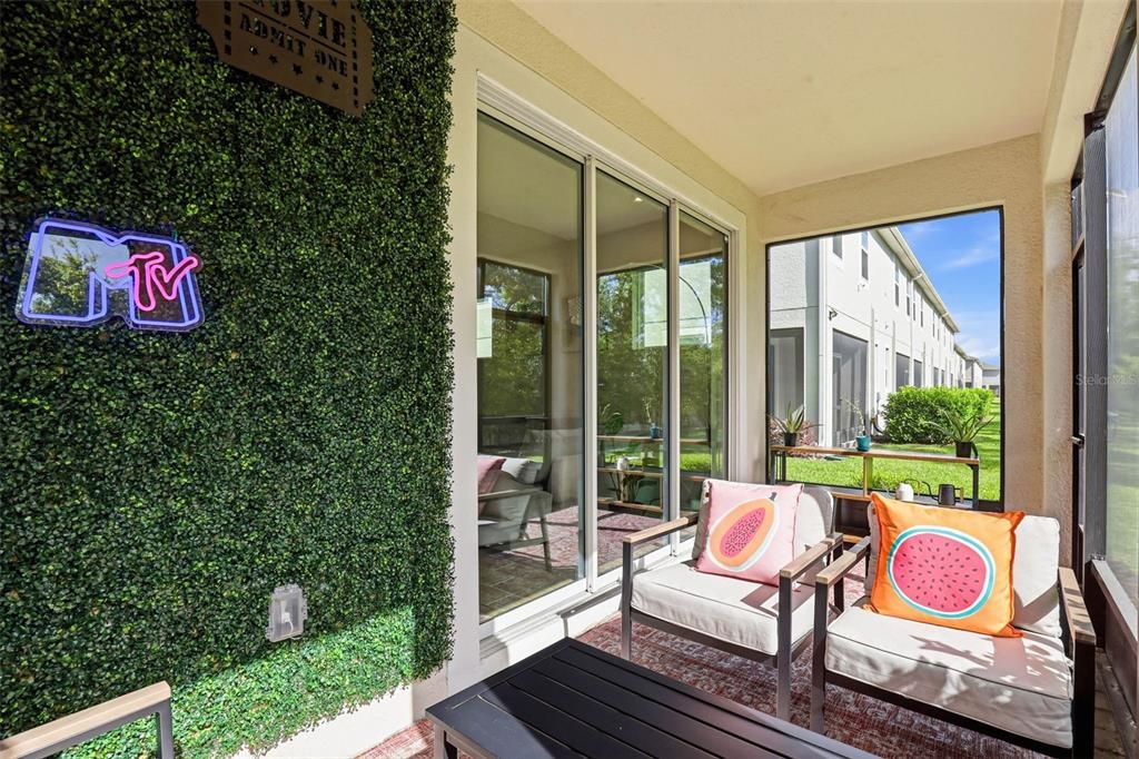 Active With Contract: $335,000 (3 beds, 2 baths, 1680 Square Feet)