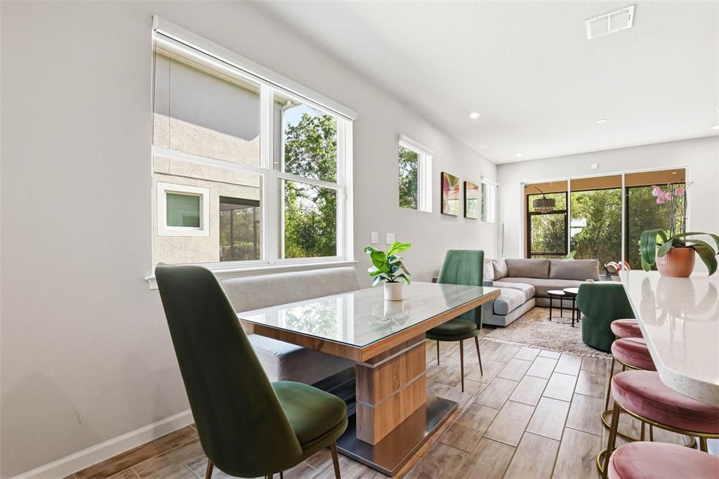 Active With Contract: $335,000 (3 beds, 2 baths, 1680 Square Feet)