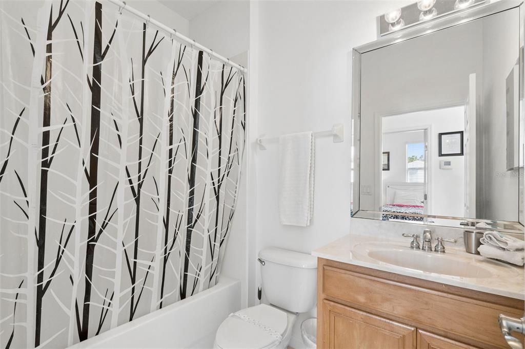 For Sale: $925,000 (5 beds, 4 baths, 3653 Square Feet)