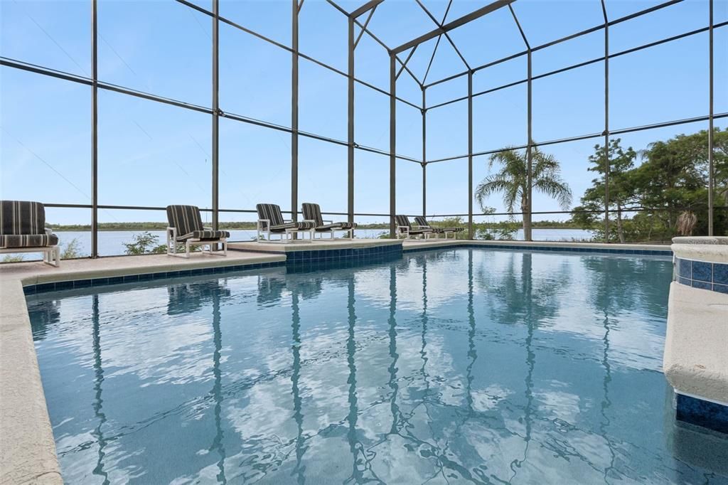 For Sale: $925,000 (5 beds, 4 baths, 3653 Square Feet)