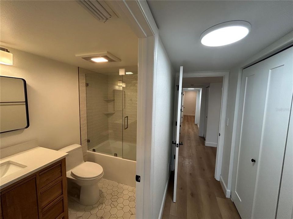 Active With Contract: $4,500 (3 beds, 3 baths, 1980 Square Feet)