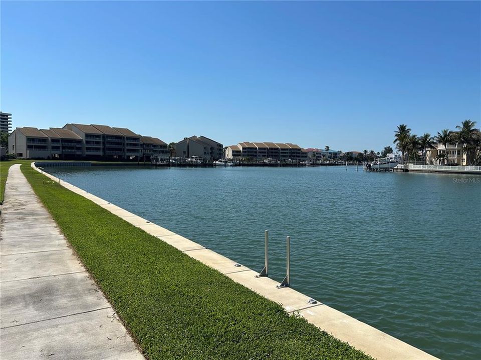 Active With Contract: $4,500 (3 beds, 3 baths, 1980 Square Feet)