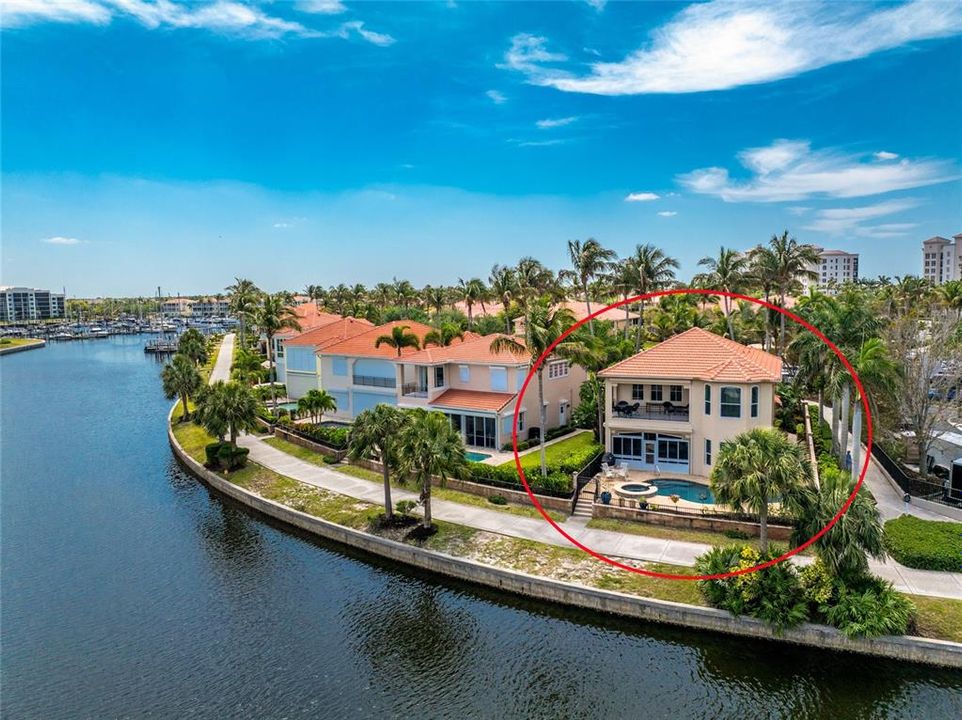 На продажу: $895,000 (4 спален, 2 ванн, 2338 Квадратных фут)