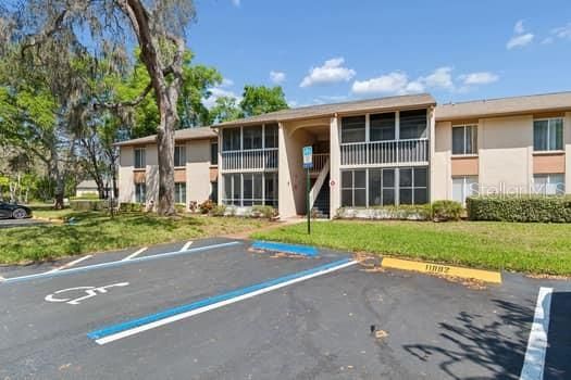 На продажу: $105,000 (2 спален, 2 ванн, 1035 Квадратных фут)