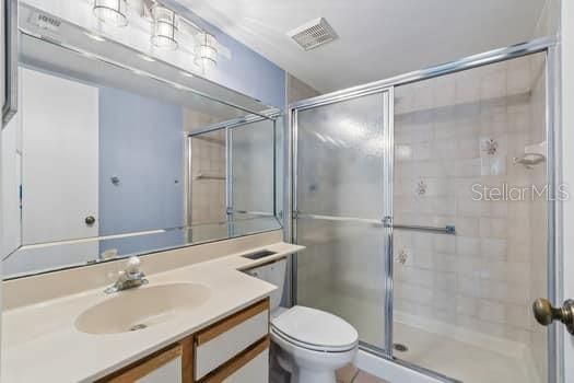 На продажу: $105,000 (2 спален, 2 ванн, 1035 Квадратных фут)