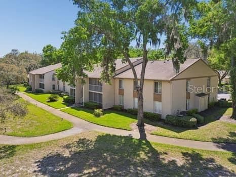 На продажу: $105,000 (2 спален, 2 ванн, 1035 Квадратных фут)